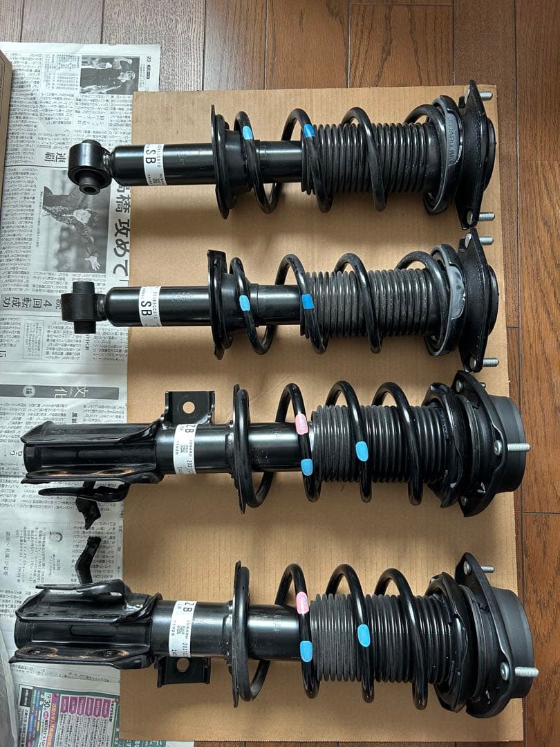 TOYOTA GR86 RZ 純正ショック