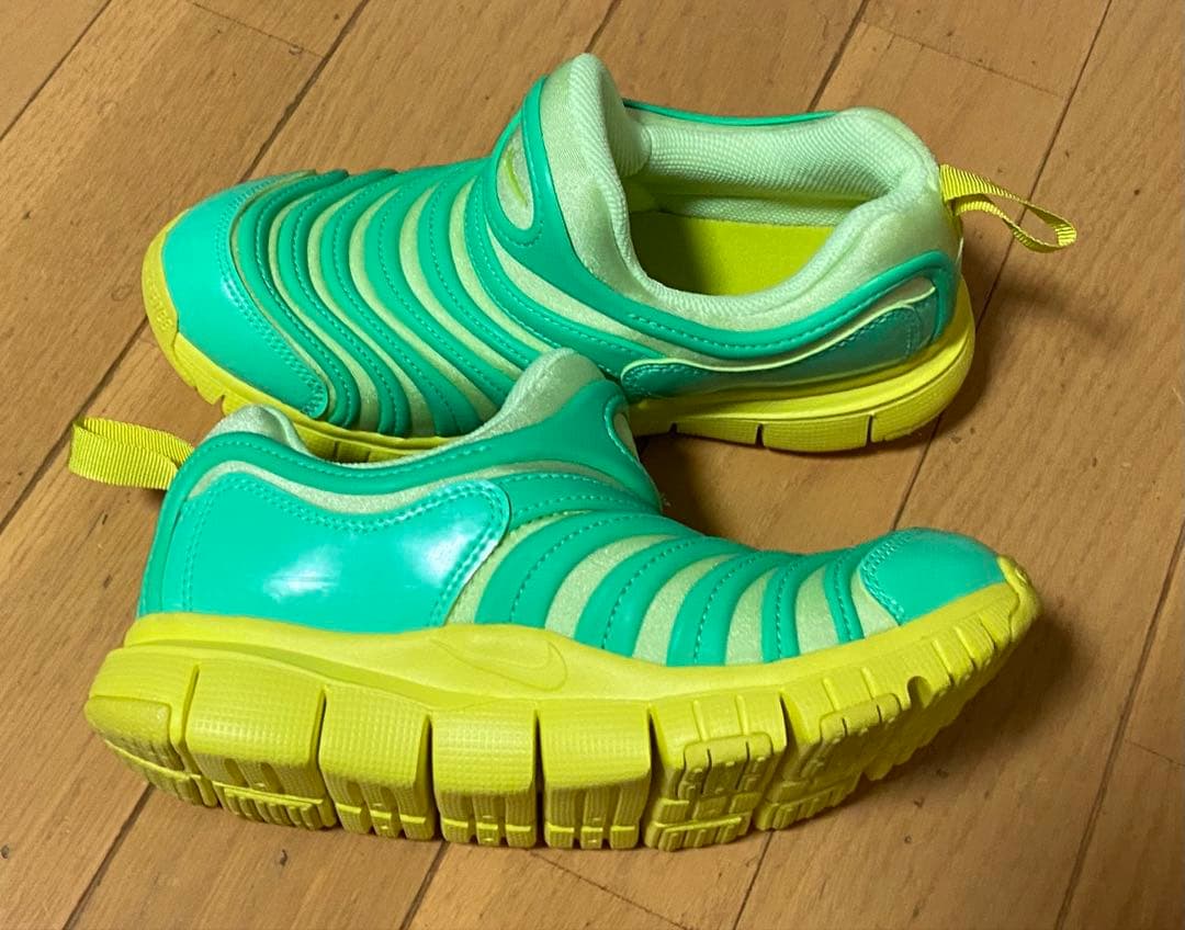 専用　ナイキ　ダイナモ　フリー　PS 20㎝21.0㎝　新品