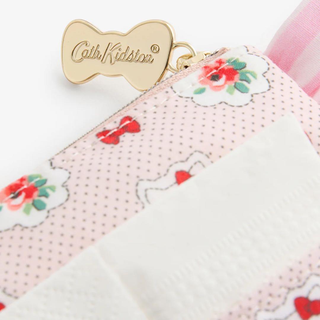 【新品】Cath Kidston × Hello Kitty ティッシュポーチ