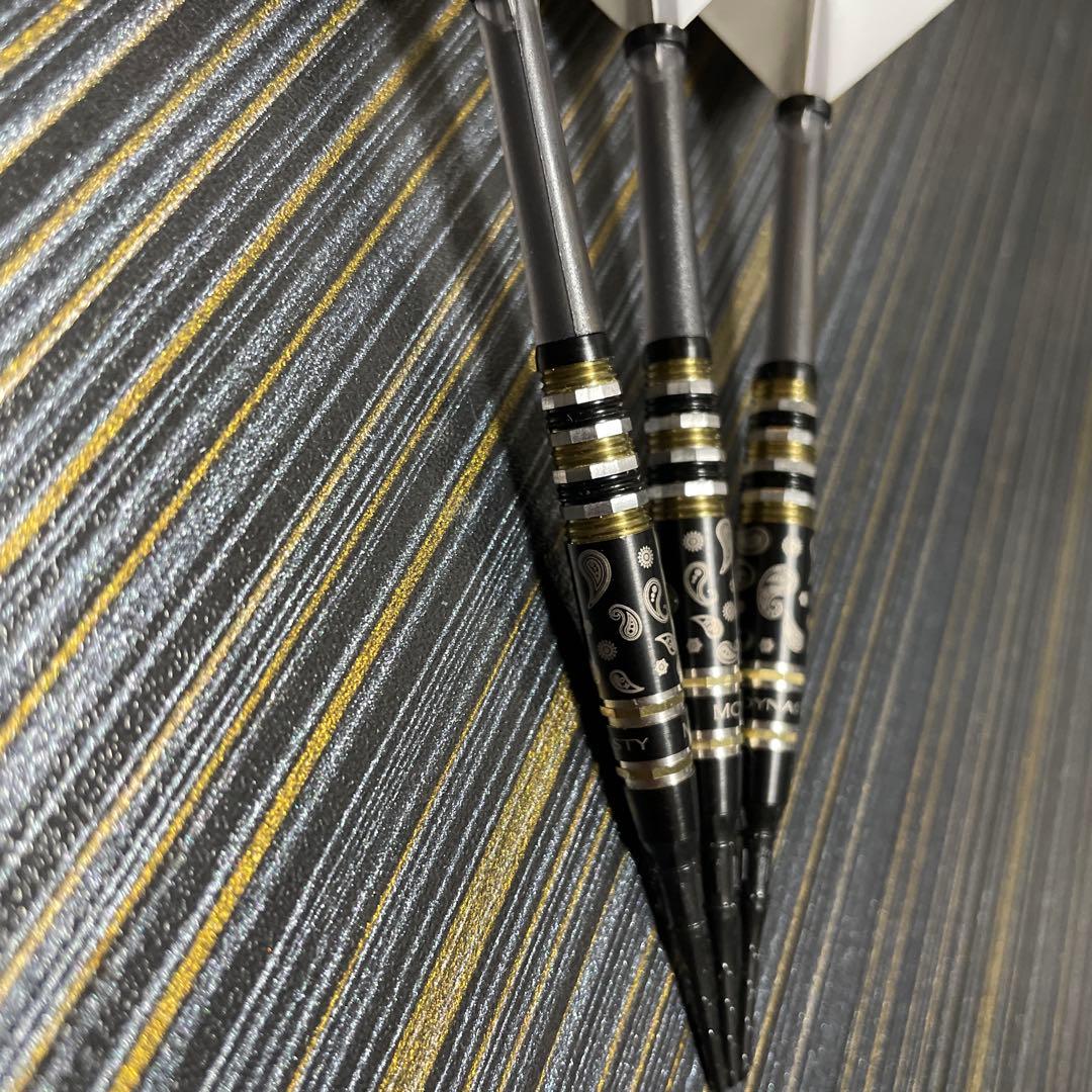 定価13800円 ソフトダーツ moya2 ペイズリー MOYA 投げやすい