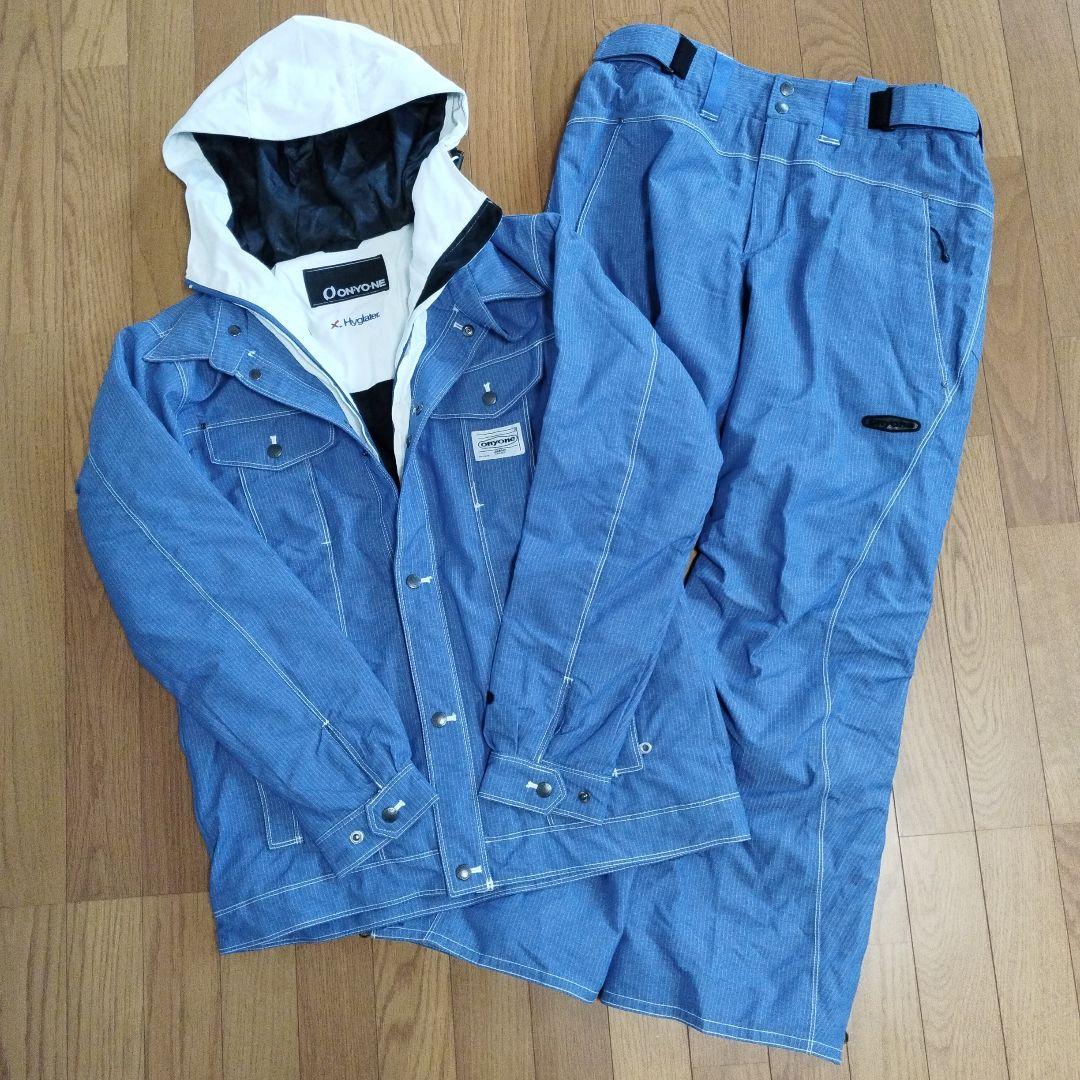 【希少・極美品】ONYONE　スキーウェア　L　上下