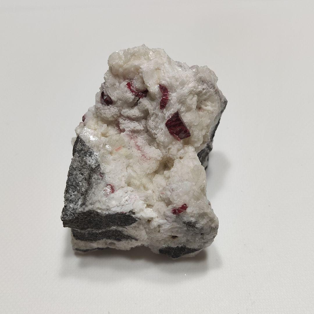 希少！　パワーストーン　シナバー　辰砂　原石　天然石　104g　No.560