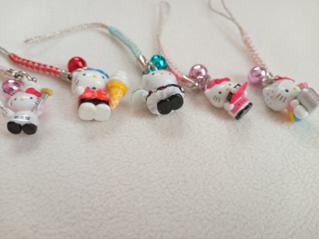 【ゆうパケット】ハローキティ 根付け　飲食店店員さん 5個セット