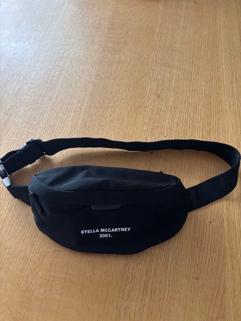 【hiTOme3492 】STELLA McCARTNEY ボディバッグ