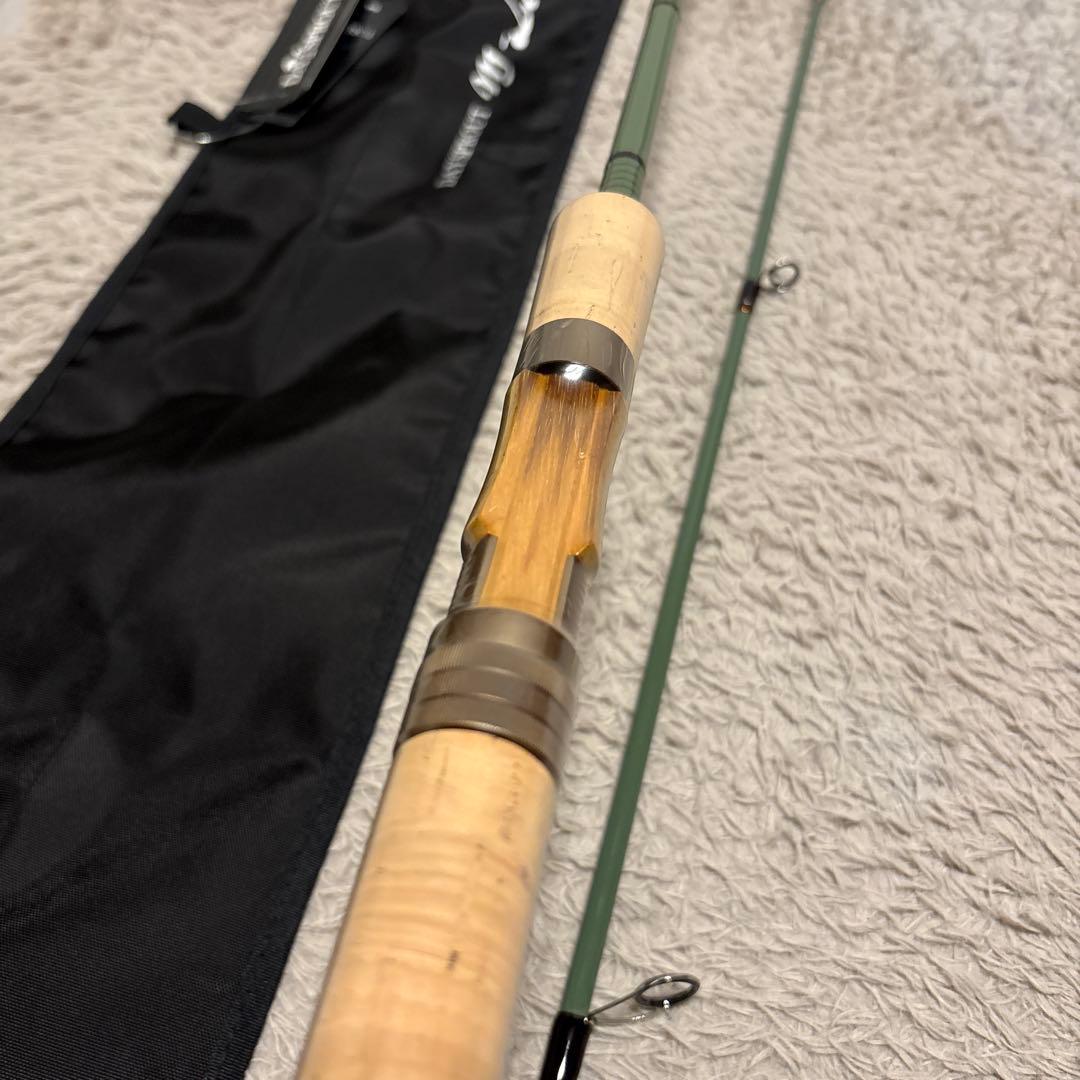 希少　ディスプラウト M-LARVA 81MHS エム・ラルウァ81MHS