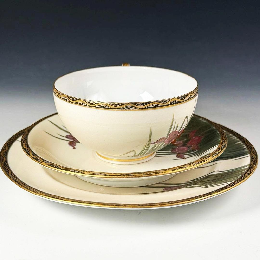 極美品■オールドニッポン 薩摩 エッグシェル 金彩 菖蒲図紋 キャビネットトリオ