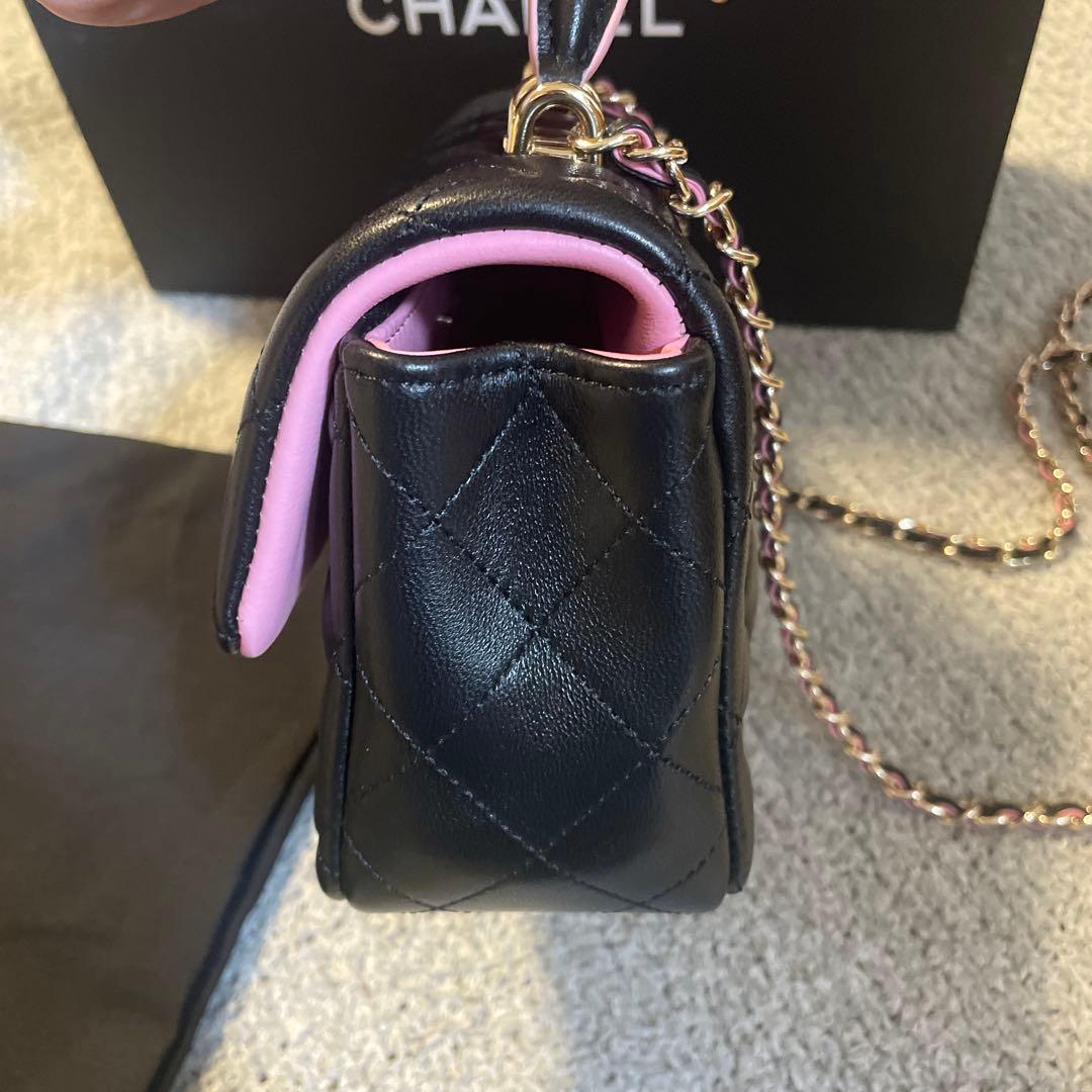 CHANEL ブラックレザー バッグ キルティング　ノベルティ