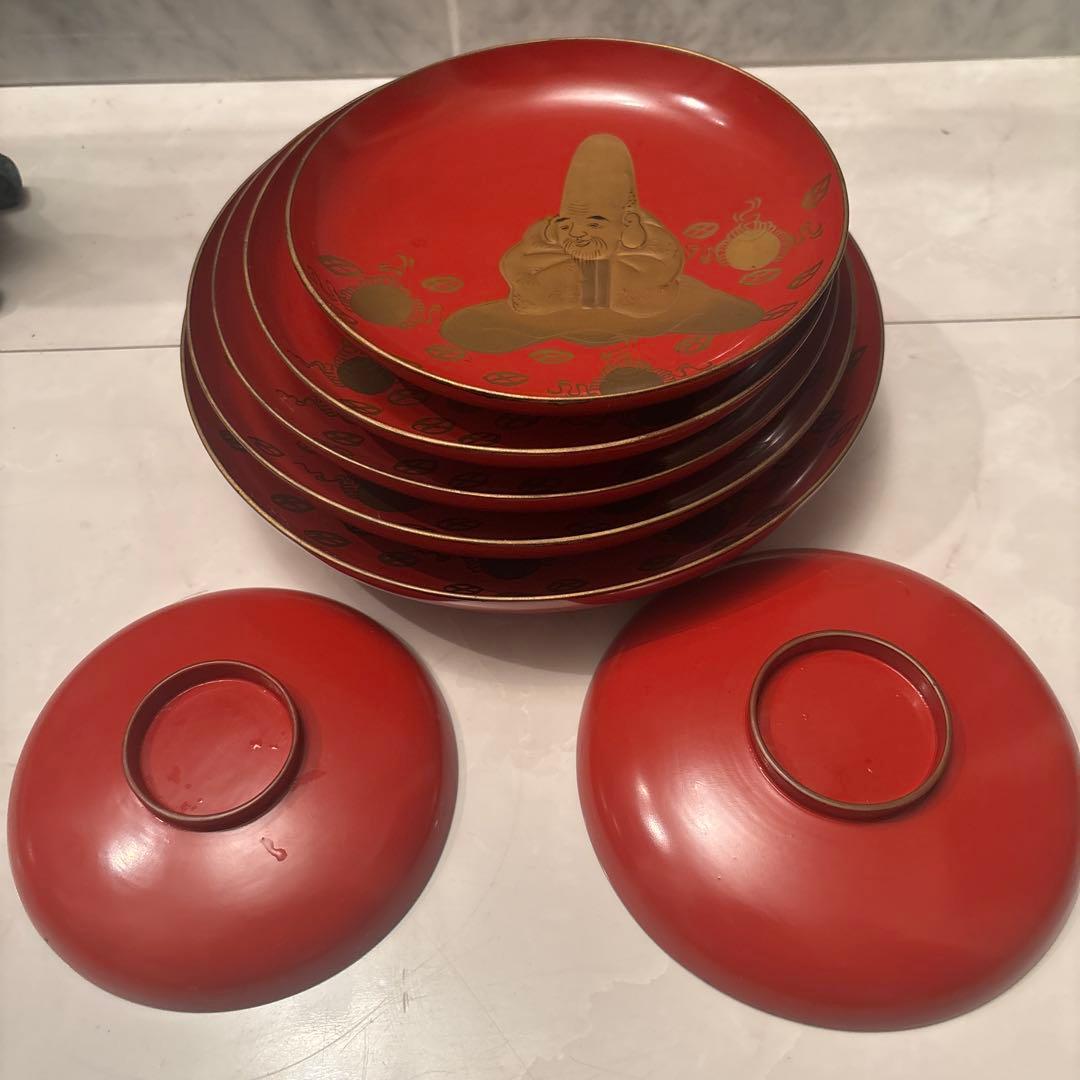 明治時代　七福神が金彩たっぷりで描かれた幸運や金運をを呼び込む木製輪島漆塗り皿