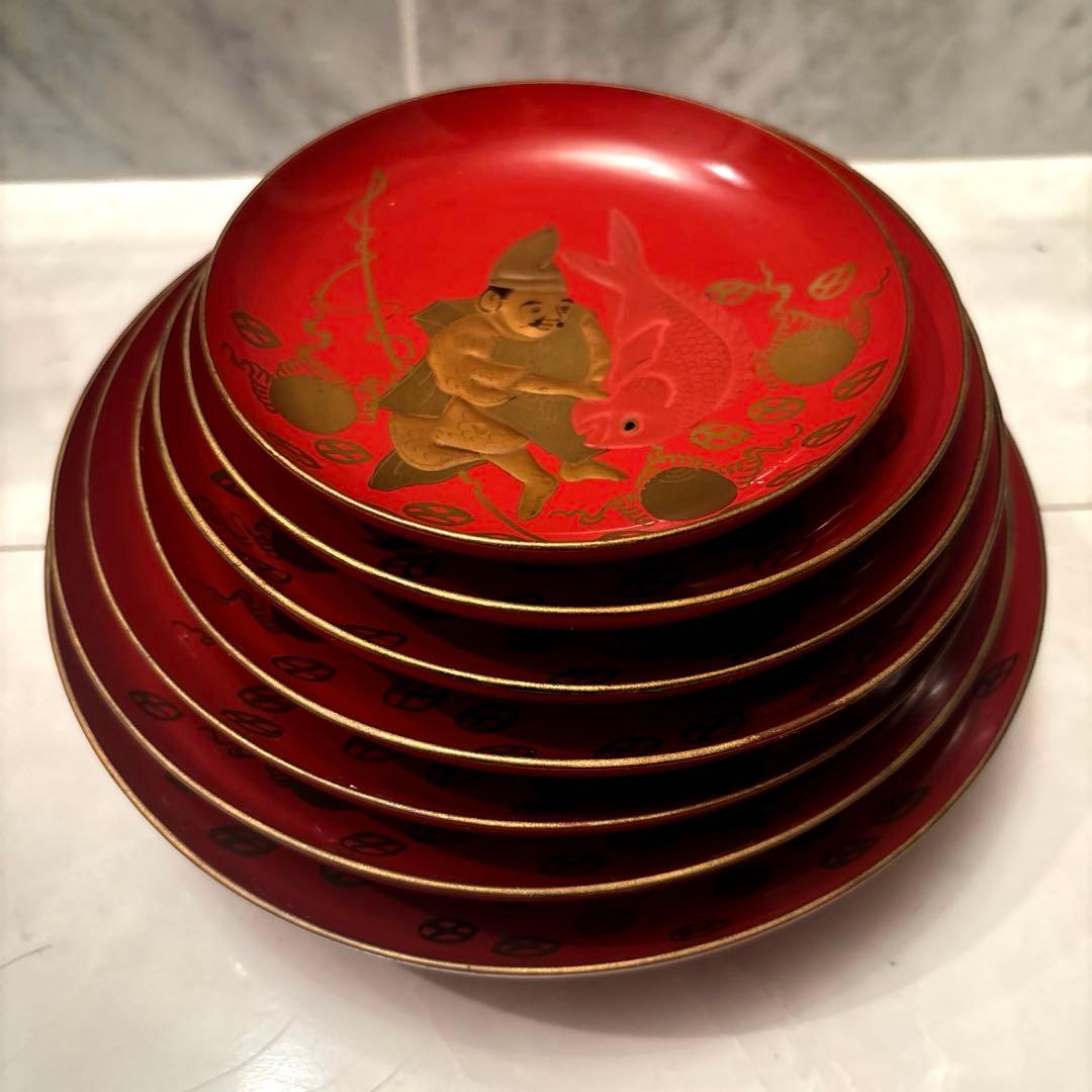 明治時代　七福神が金彩たっぷりで描かれた幸運や金運をを呼び込む木製輪島漆塗り皿