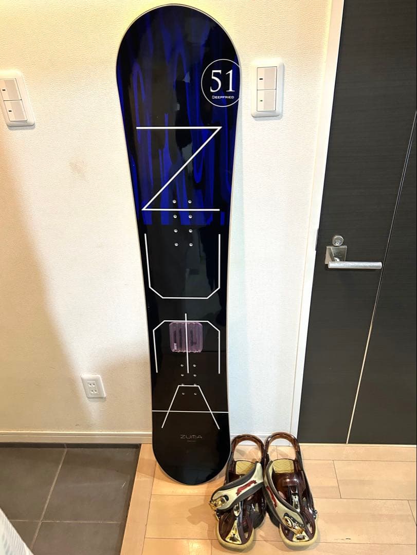 ZUMA スノーボード(新品未使用) + 中古付属品付