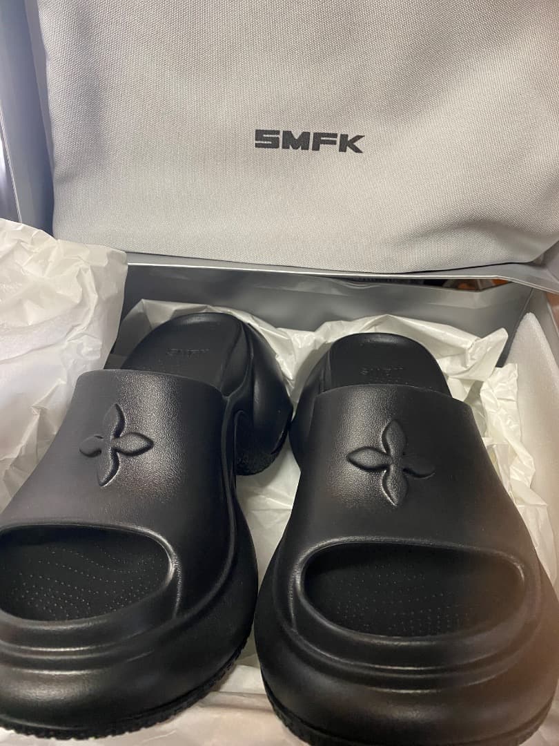 新品未使用 SMFK ブラック サンダル 厚底 ハイヒール