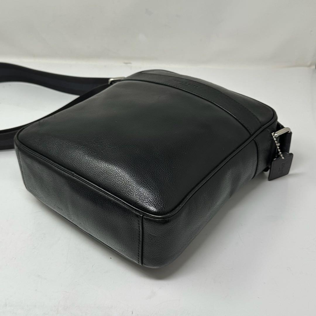 がん様　COACH コーチ レザー ショルダーバッグ メンズ