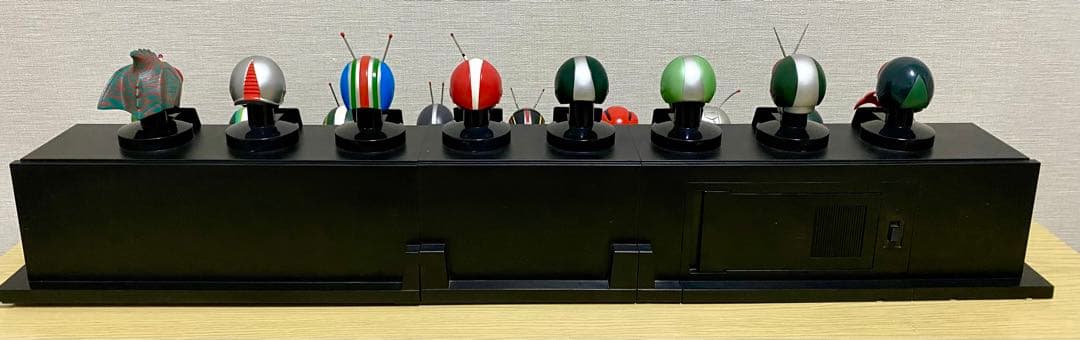 仮面ライダー マスクコレクション プレミアム発光台座ディスプレイ〜序章〜