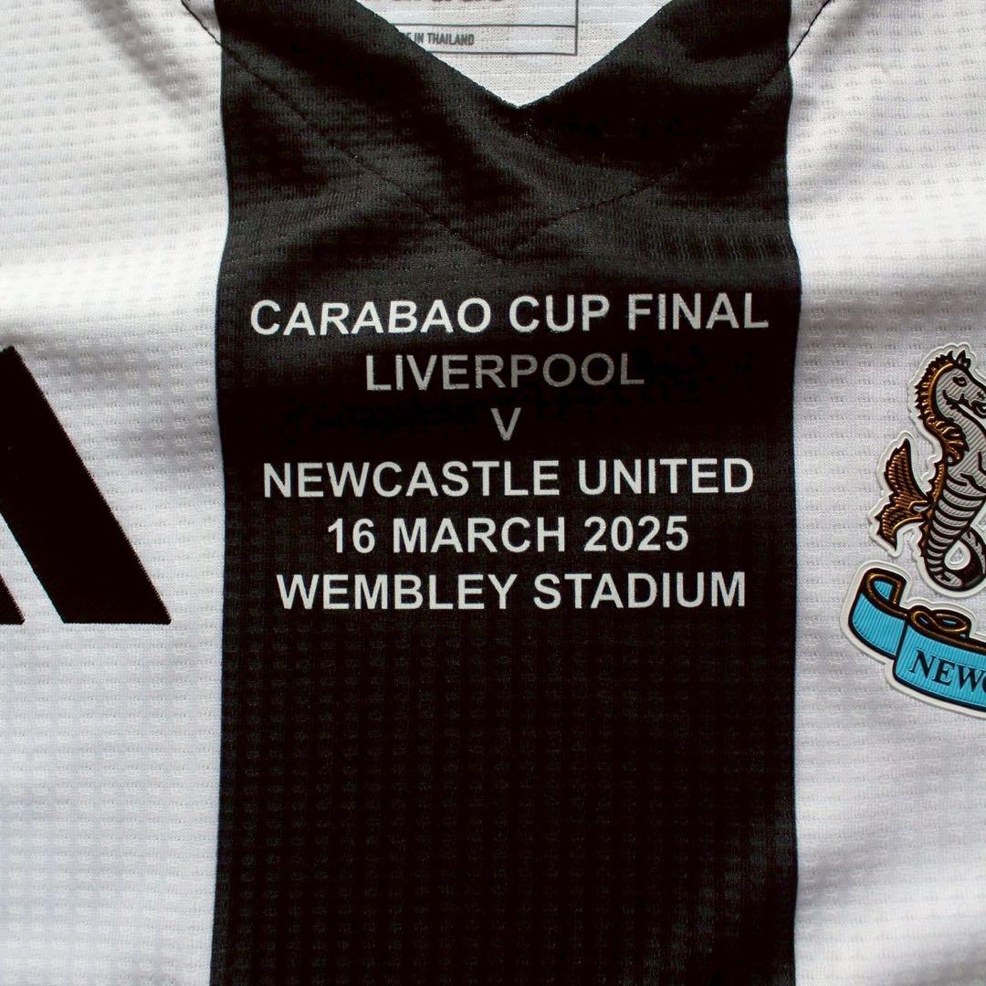 ニューカッスル 24/25 オーセンティック カラバオ決勝仕様 イサク