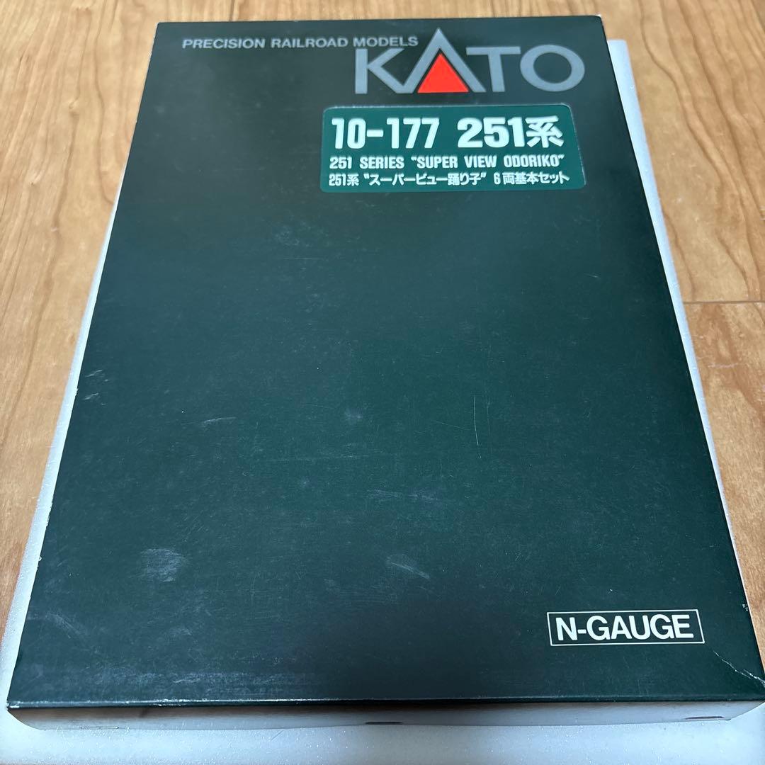 【美品】KATO 10-177 251系スーパービュー踊り子6両セット