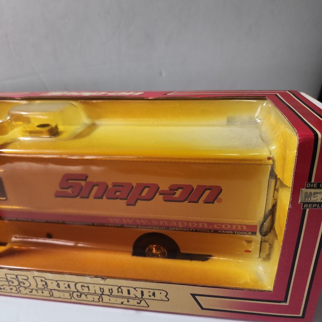 自動車 Snap-on MT-55 Freightliner 1/64