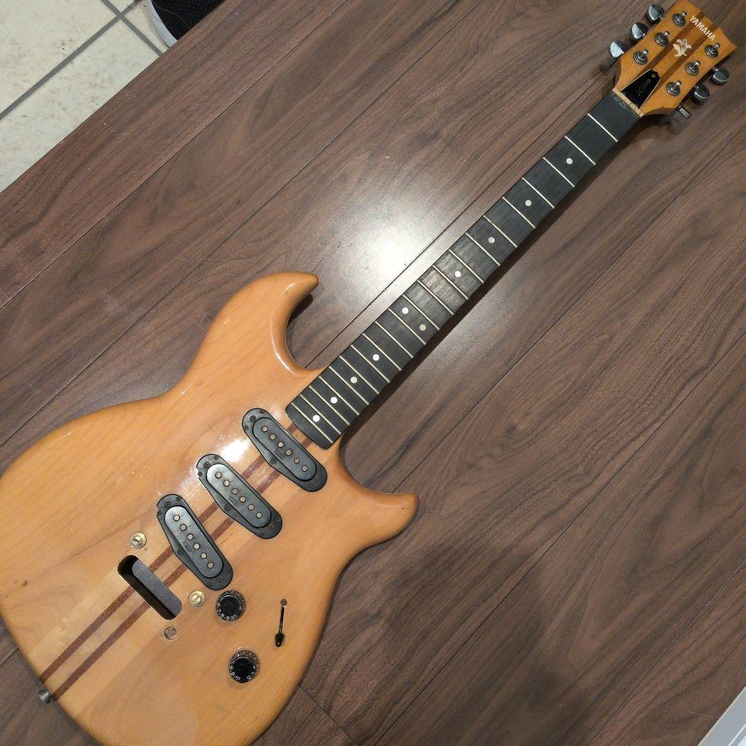 Yamaha SC7000 エレキギター　ジャンク