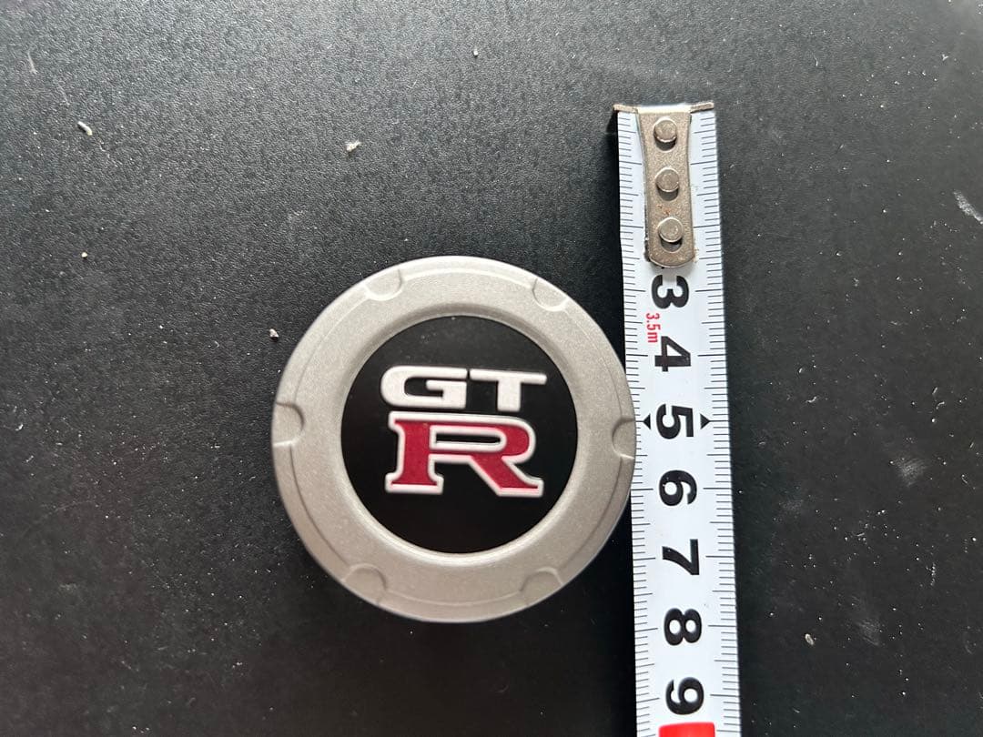 R34スカイラインGTR ステアリングエンブレム