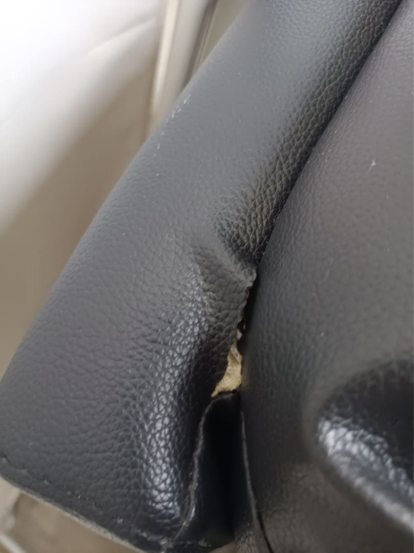 八6001【ニトリ】電動リクライニングソファ　ビリーバー　1人掛けソファ　本皮