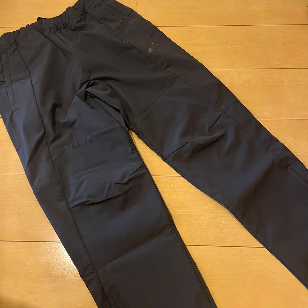 adidas ウィンドブレーカーパンツ 新品タグ付き