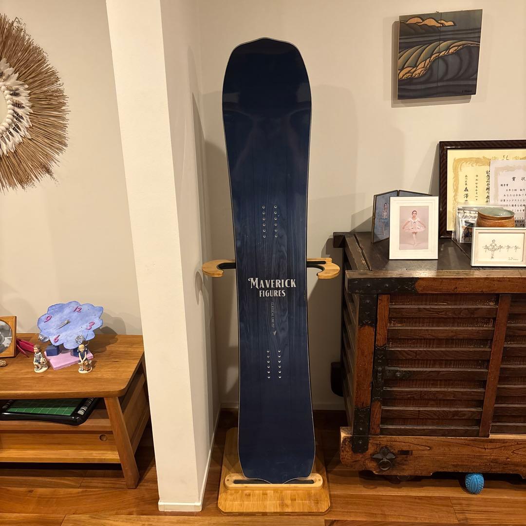スノーボード Maverick Figures Classical Line 157