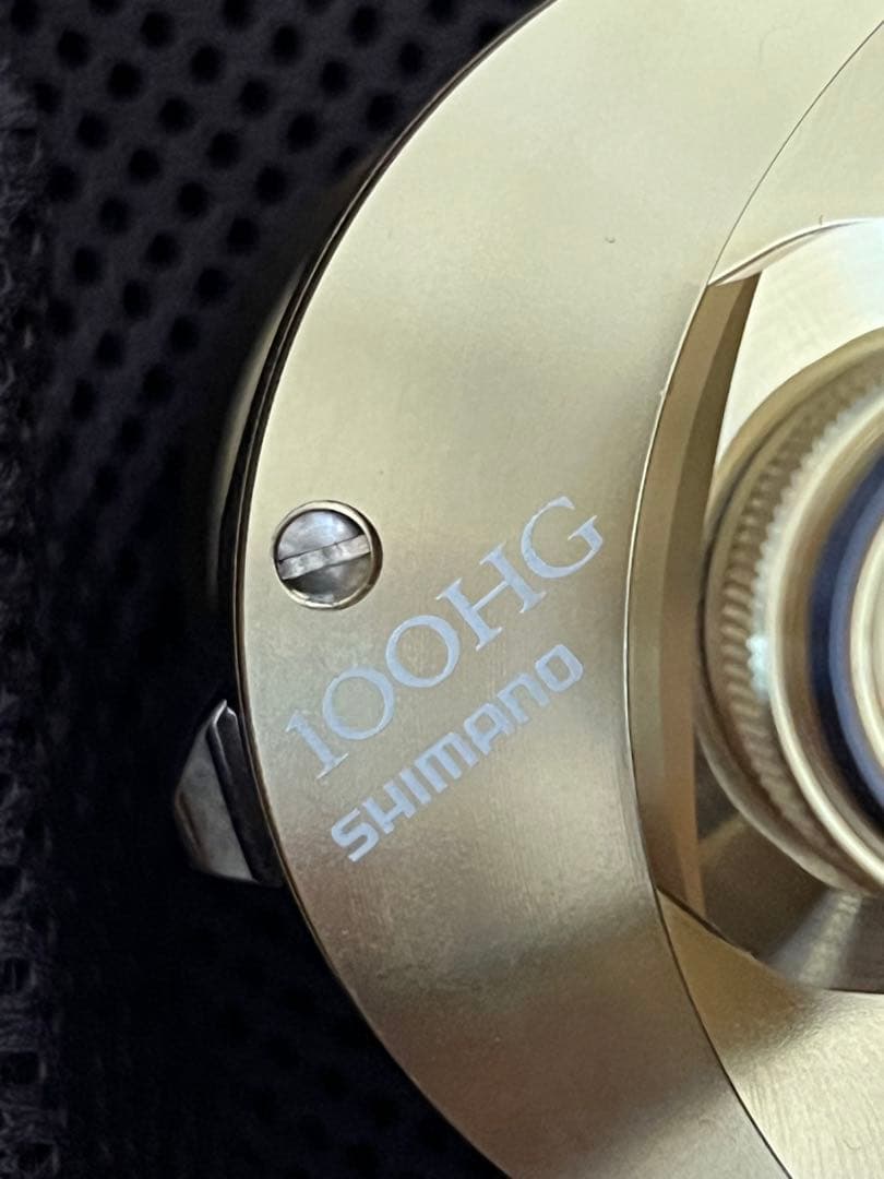 SHIMANO カルカッタコンクエスト100HG