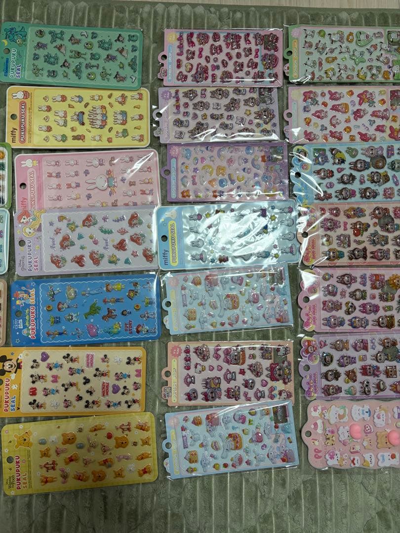 シール　ボンボンドロップ　きゅーん