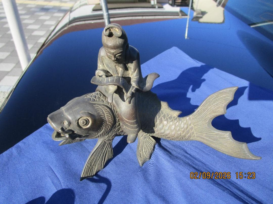 古銅　香炉　置物　乗ったり　書斎物　鯉仙人　程度良し　重さ約1230グラム　1体