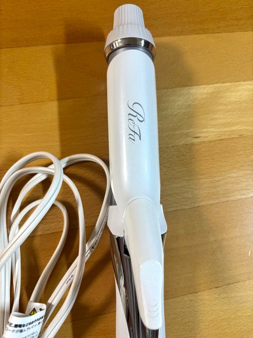 リファ 2022年製 ヘア アイロン 32mm ホワイト