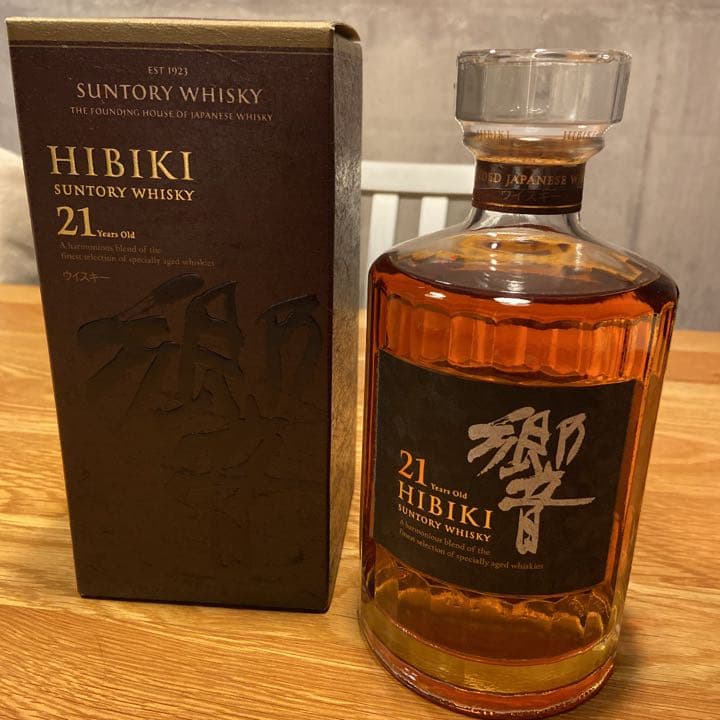 正規　サントリー ウイスキー 響21年 700ml 1本
