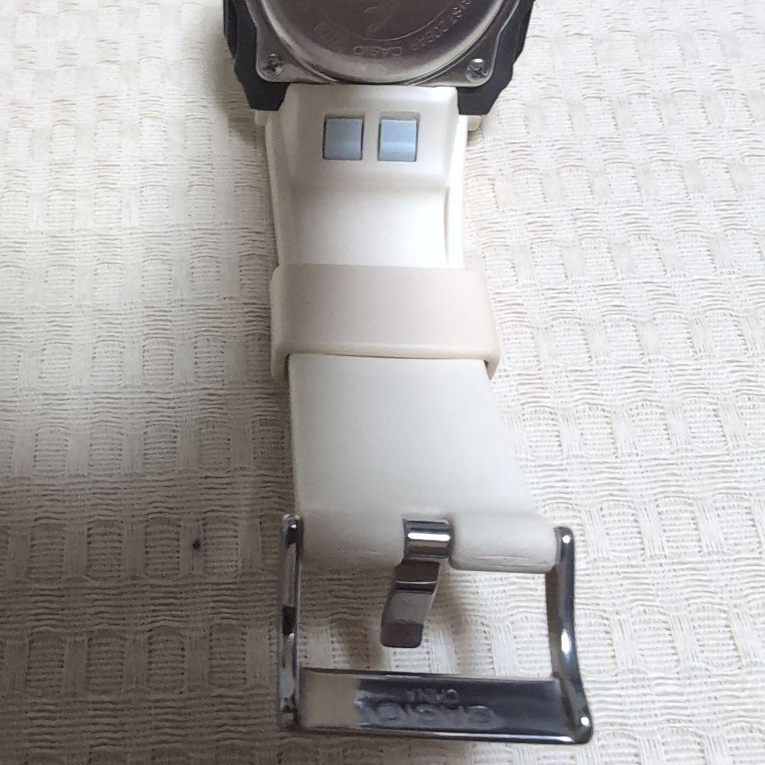 G-SHOCK g-8100 ホワイト