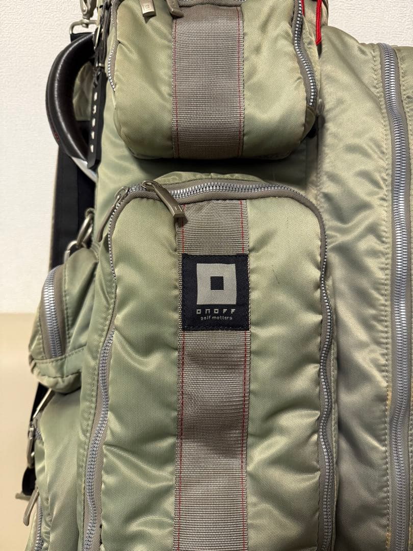【送料込み】大人気完売品　廃盤希少　オノフ　ONOFF キャディバッグ
