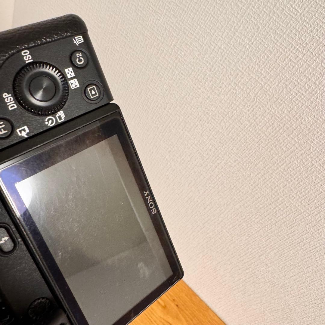 【最安値】ソニー　α6300 ミラーレス一眼カメラ　ILCE-6300 レンズ付