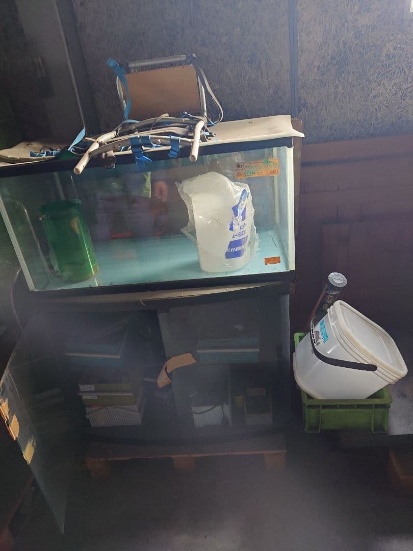 水槽セット 大型・中型ガラス水槽 複数まとめ売り アクア用品大量 引き取り限定