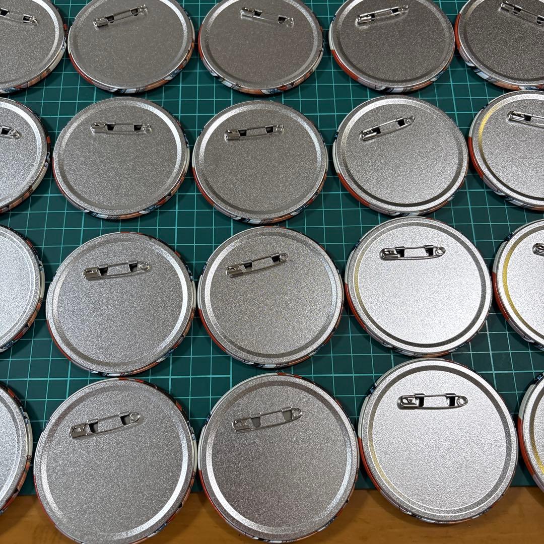 弱虫ペダル 秋田書店 SPARE BIKE 原作柄 新開隼人 缶バッジ 30点