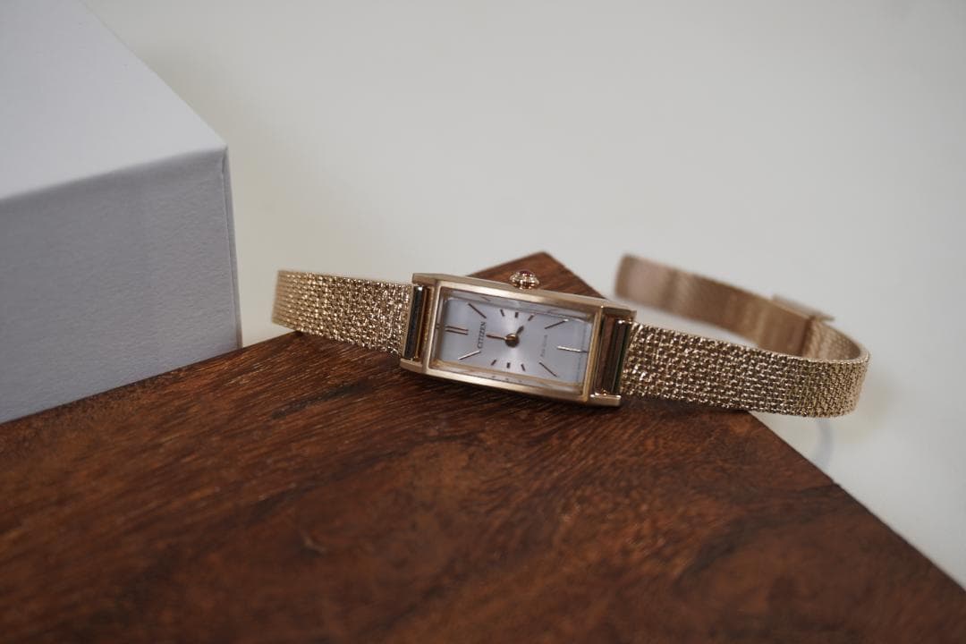 ◆CITIZEN◆　Kii　シチズン　腕時計　　エコドライブ　レディース