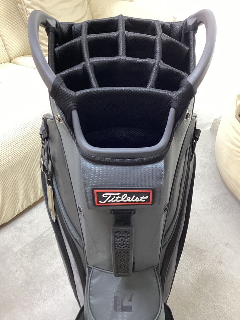 【美品】Titleist グレー キャディバッグ　10型　14本分割