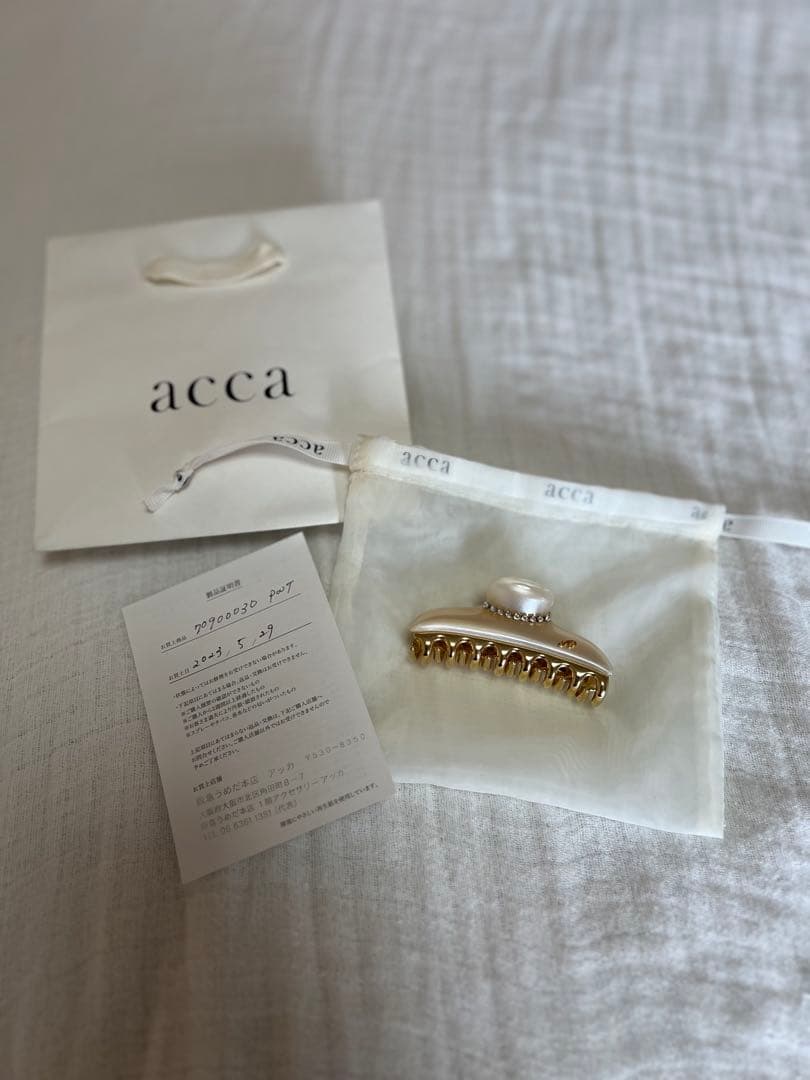 acca ニューコラーナクリップ　Mサイズ （ヘアクリップ）