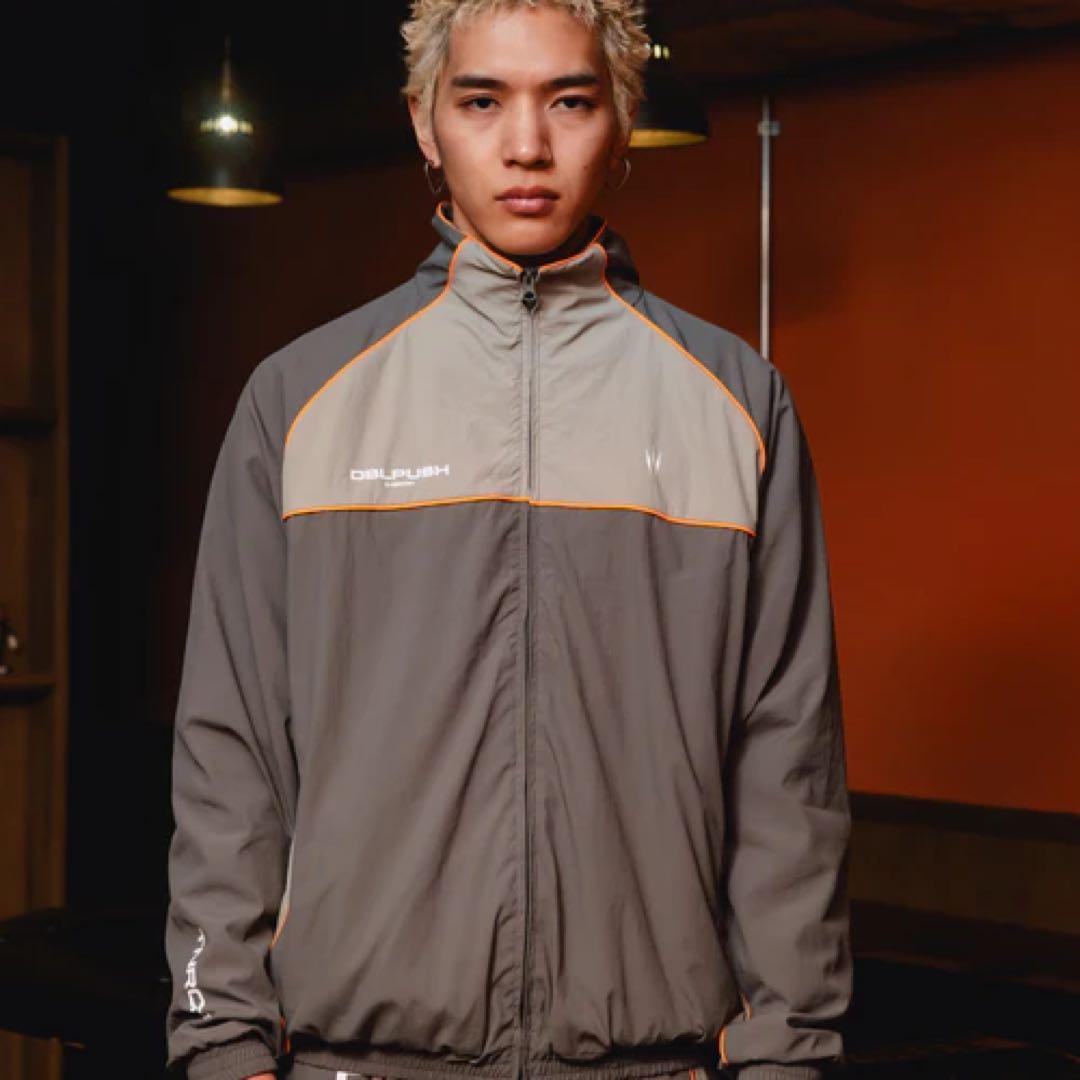 TNRCN NYLON SET UP JACKET KHAKI サイズM