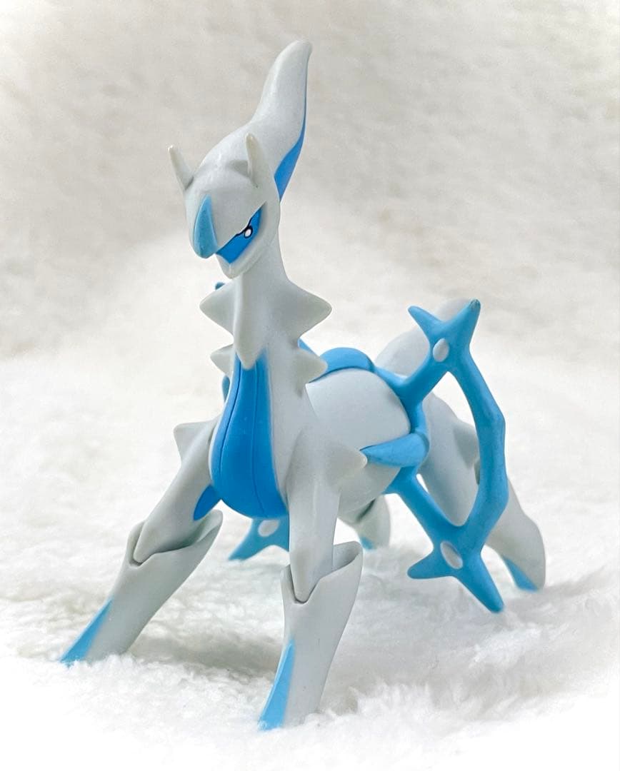 立体ポケモン図鑑　アルセウス　氷　フィギュア　ガチャ　レトロ