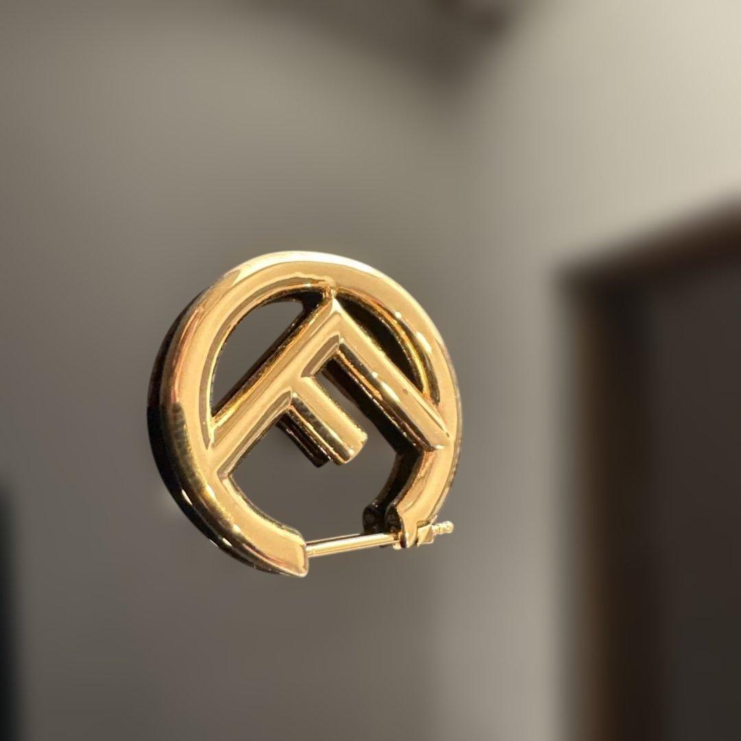 FENDI earring フェンディピアス エフイズ 片耳のみ ゴールド系