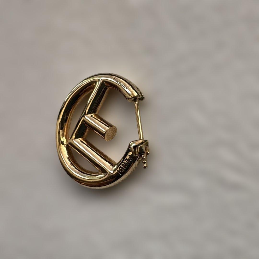 FENDI earring フェンディピアス エフイズ 片耳のみ ゴールド系