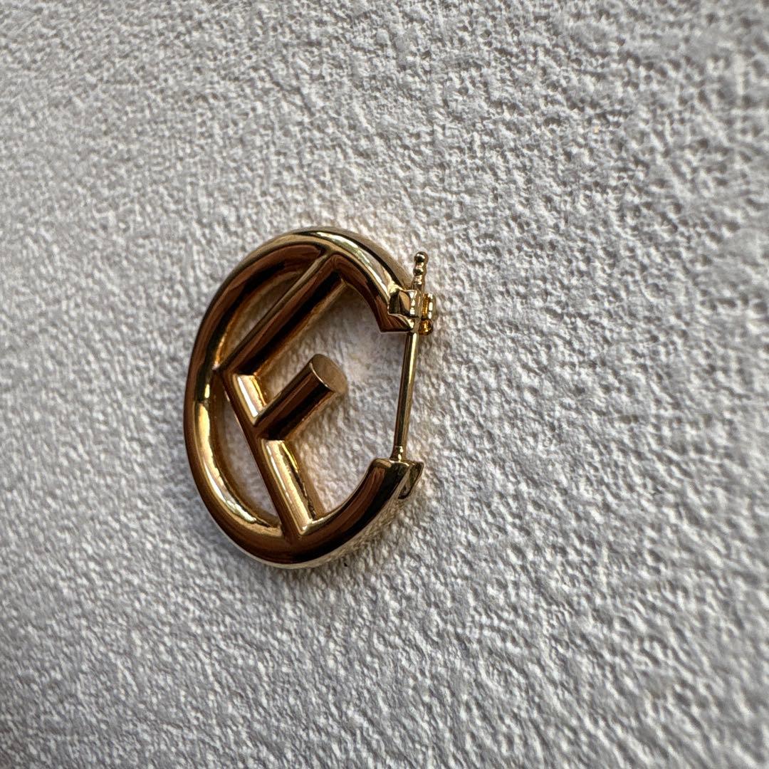 FENDI earring フェンディピアス エフイズ 片耳のみ ゴールド系