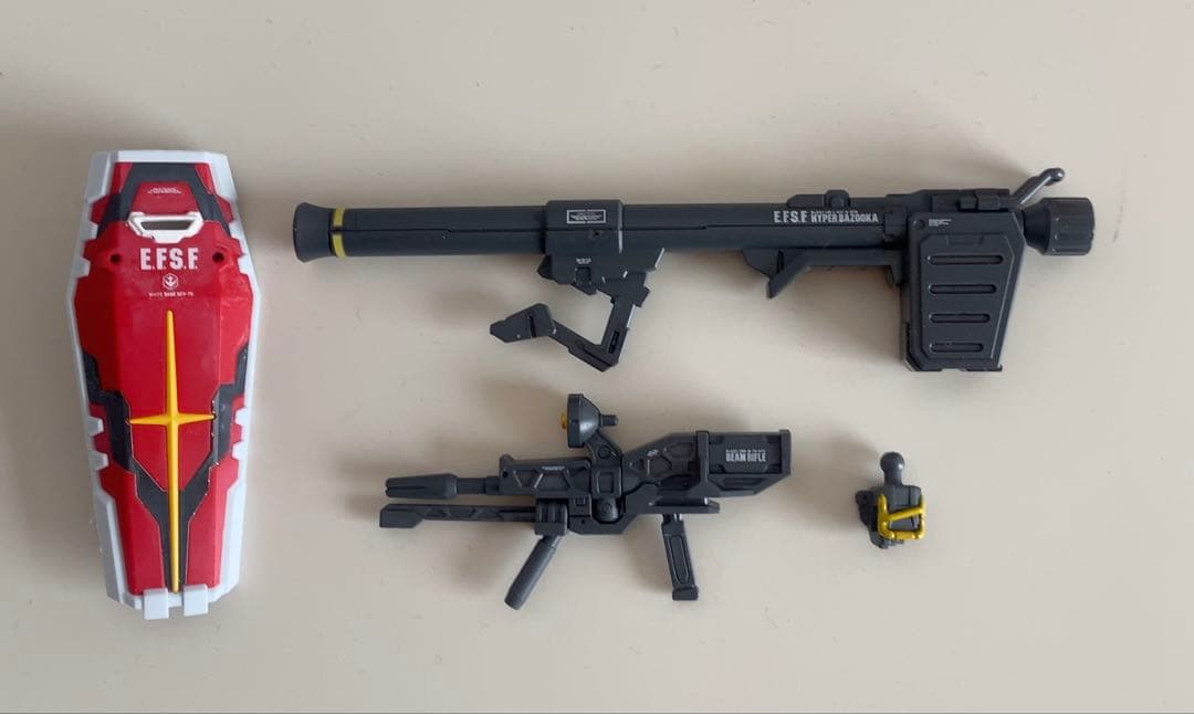 白いガンダム【組立済】ガンプラ！HG！ジオラマベース！階段ベース！セット！