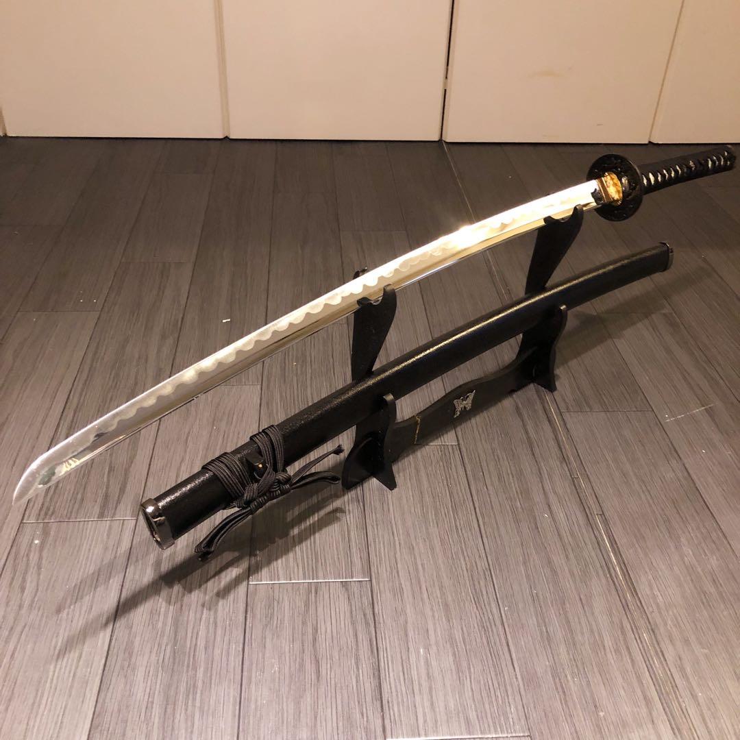 高級模造刀　高級居合刀　黒拵え　優波紋