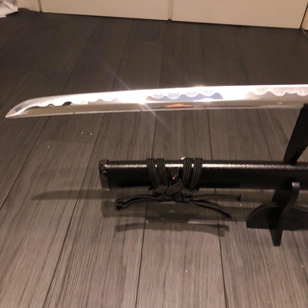 高級模造刀　高級居合刀　黒拵え　優波紋