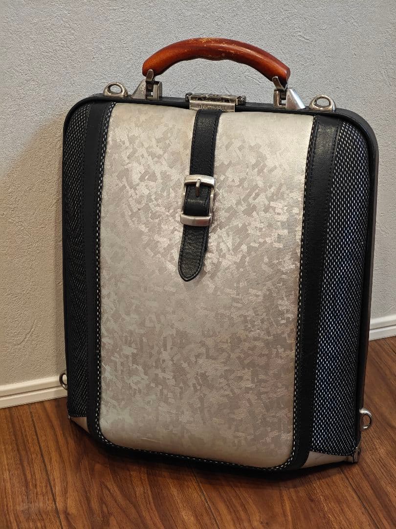 ARTPHERE ニューダレス ドン・ジョバンニコレクション　ダレスバッグ　限定