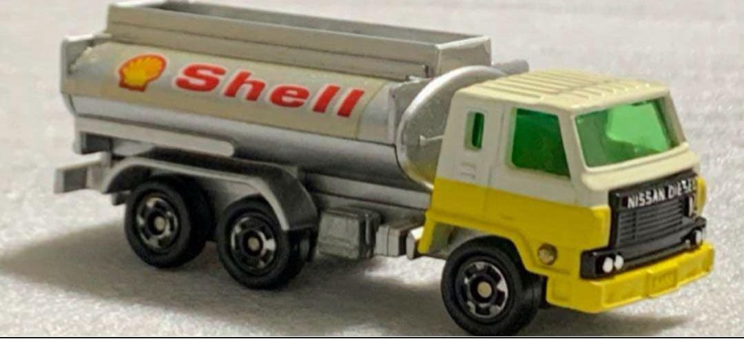 トミカ 輸出仕様 ニッサン ディーゼル タンクローリー Shell