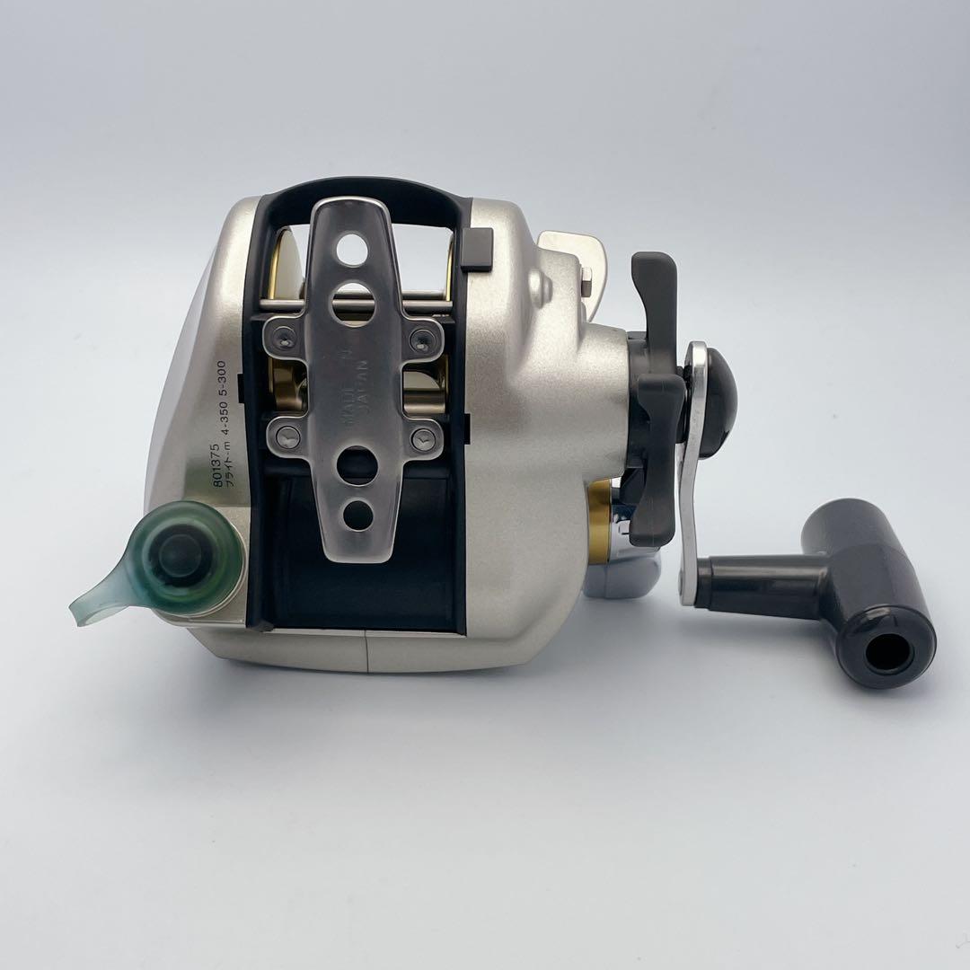 【極美品】ダイワ ハイパータナコン 400BDe 電動リール