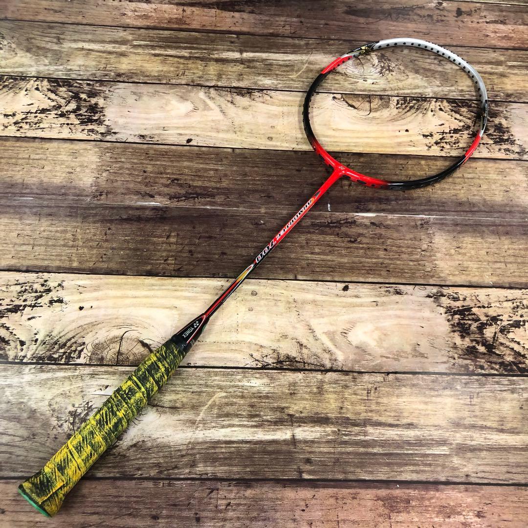 【希少・美品】ヨネックス アーマーテック 700 バドミントン ラケット